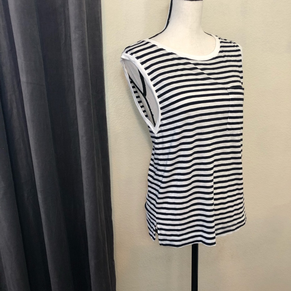 Splendid Sleeveless Tee